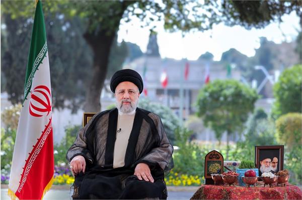 پیشرفت ایران را منوط به مذاکره و اجازه و لبخند دیگران نمی‌کنیم