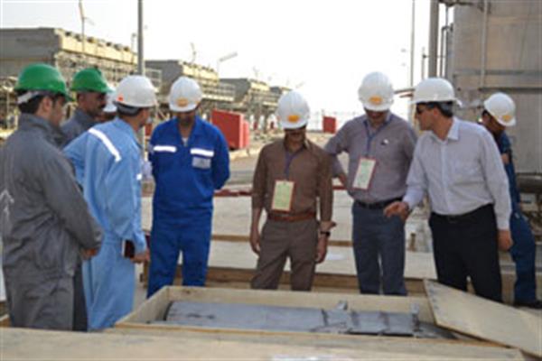 بازدید مدیر تولید شرکت نفت مناطق مرکزی ایران از تعمیرات اساسی ایستگاه تقویت فشارگاز نار