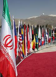 با حضور نمایندگان 1255 شرکت داخلی و خارجی هفدهمین نمایشگاه بین المللی صنعت نفت آغاز به کار کرد