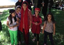 برگزاری اردوی فرهنگی تفریحی در دهه کرامت به مناسبت بزرگداشت ولادت با سعادت حضرت معصومه (س) و روز دختر