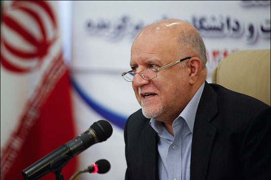 وزیر نفت تاکید کرد : پیوند دانشگاه و صنعت با قراردادهای پژوهشی
