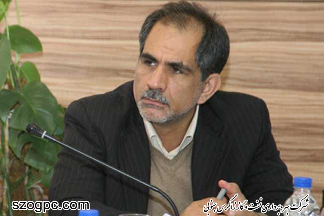 شیر اصلی بالایی (top main valve )یکی از چاههای نفت شهر تعویض شد.
