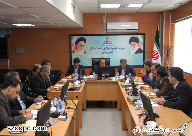 نشست مشترک مدیر عامل شرکت بهره برداری نفت و گاز زاگرس جنوبی و مدیر شرکت خطوط لوله و مخابرات نفت ایران منطقه فارس