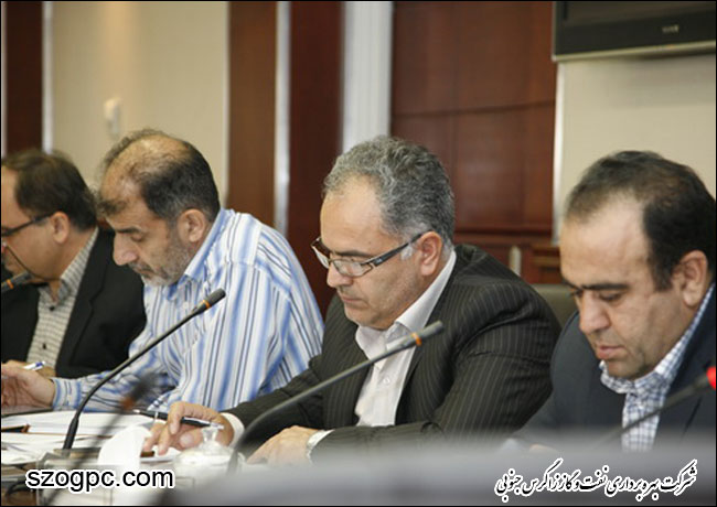 برگزاری جلسه بررسی مسائل تولید و حفاری شرکت نفت مناطق مرکزی ایران 4