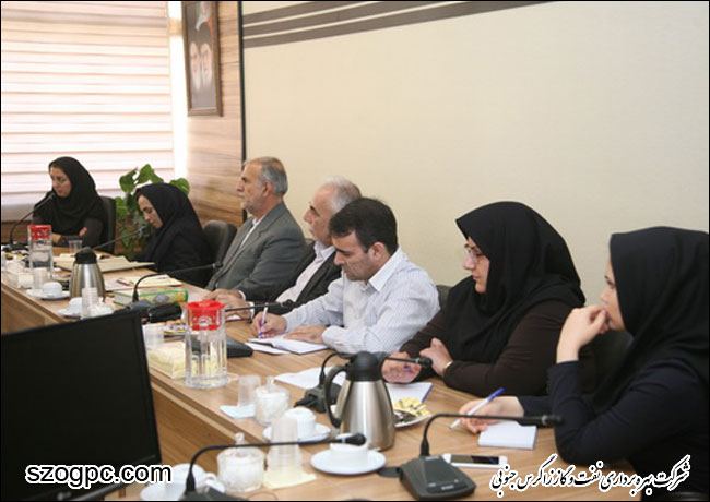 دومین کارگروه تحول نظام اداری شرکت نفت مناطق مرکزی ایران 2
