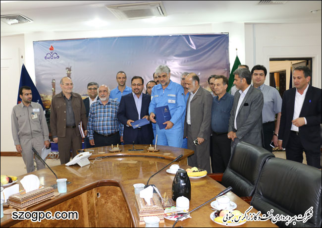 امضاء تفاهم نامه همکاری بین شرکت نفت مناطق مرکزی ایران  و سازمان منطقه ویژه اقتصادی انرژی پارس 3