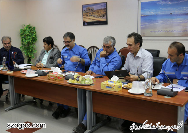 تاکید مدیر عامل شرکت نفت مناطق مرکزی ایران بر ارتقای وضعیت زیست محیطی 4