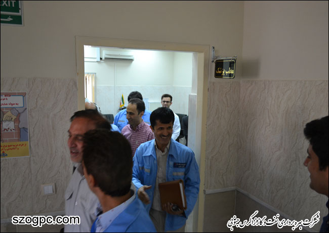 تجلیل از تیم پزشکی مستقر در منطقه عملیاتی سروستان و سعادت آباد شرکت بهره برداری نفت و گاز زاگرس جنوبی 6
