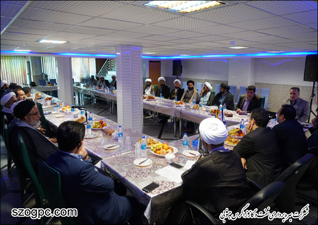 نشست روحانیون و دبیران ستاد اقامه نماز صنعت نفت فارس به میزبانی شرکت بهره برداری نفت و گاز زاگرس جنوبی 8