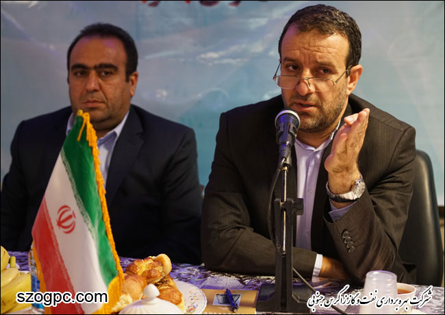 با حضور دکتر مجیدی مشاور فرهنگی مقام عالی وزارت نفت و رئیس دفتر ارتباطات حوزوی وزارت نفت ، نشست ائمه جماعات و دبیران ستاد اقامه نماز صنعت نفت استان فارس آغاز به کار کرد (گزارش تصویری)
