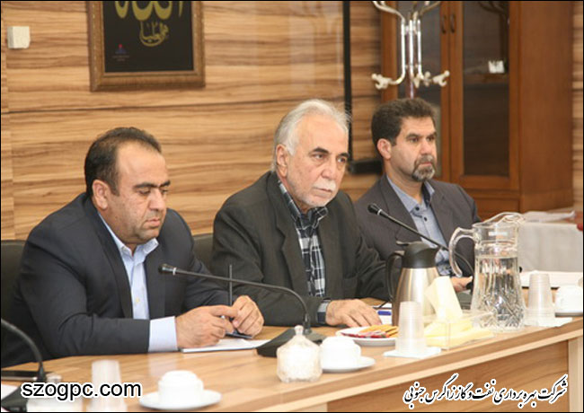 برگزاری سومین جلسه کمیته تحول اداری شرکت نفت مناطق مرکزی ایران 3