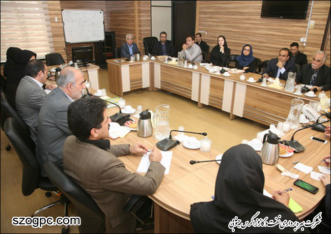 برگزاری سومین جلسه کمیته تحول اداری شرکت نفت مناطق مرکزی ایران 5