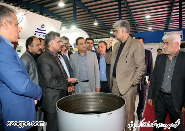 بازدید مدیرعامل نفت مرکزی از هشتمین نمایشگاه صنعت نفت خوزستان 9