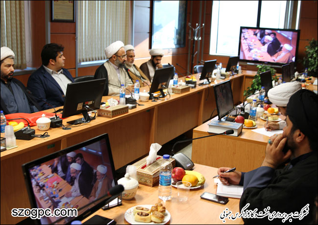 برگزاری جلسه هم اندیشی روحانیون صنعت نفت فارس و کهگیلویه و بویراحمد 3