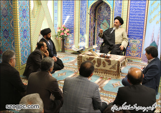 گرامی داشت هفته وحدت در شرکت بهره برداری نفت و گاز زاگرس جنوبی (گزارش تصویری)