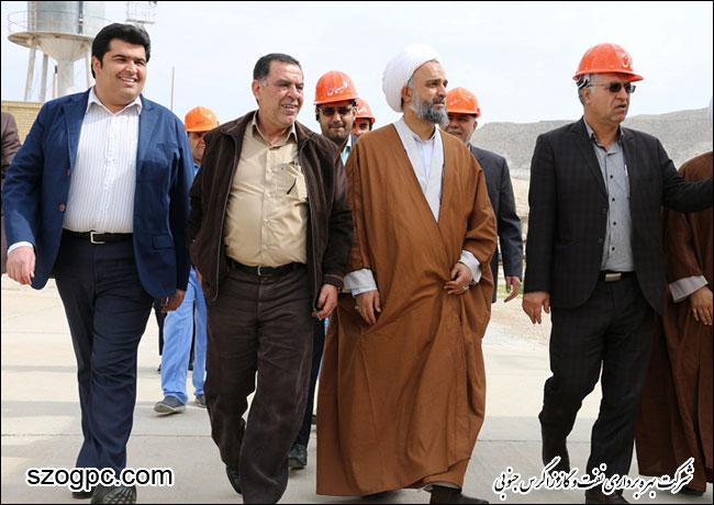 بازدید حجت الاسلام و المسلمین علیرضا حدائق مدیرعامل بنیاد فرهنگی حضرت مهدی موعود (عج) از منطقه عملیاتی پارسیان شرکت بهره برداری نفت و گاز زاگرس جنوبی 4