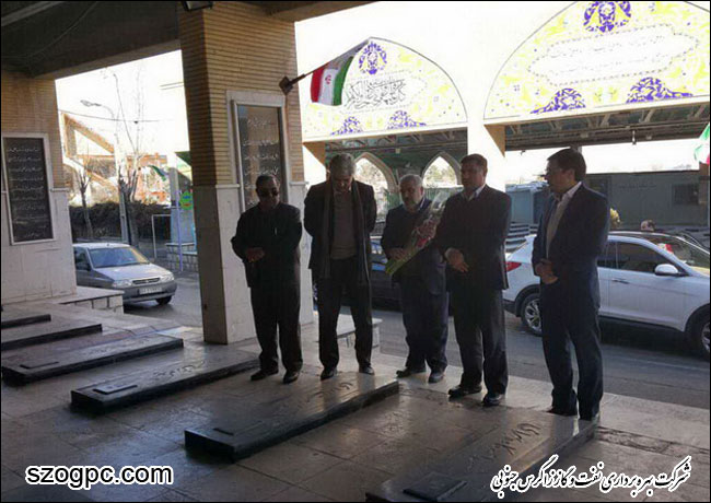 تجدید میثاق مدیر عامل شرکت نفت مناطق مرکزی ایران با آرمان های امام راحل (ره) و شهدا 3