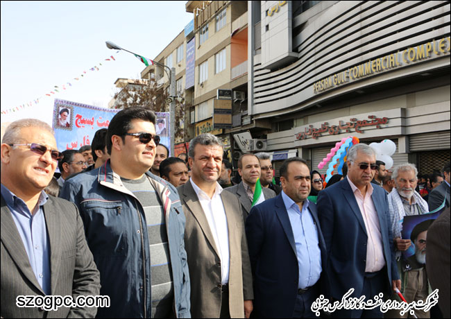 حضور دکتر غلامحسین منتظری مدیرعامل و کارکنان شرکت بهره برداری نفت و گاز زاگرس جنوبی در راهپیمایی یوم الله ۲۲ بهمن ماه ۱۳۹۵ 8