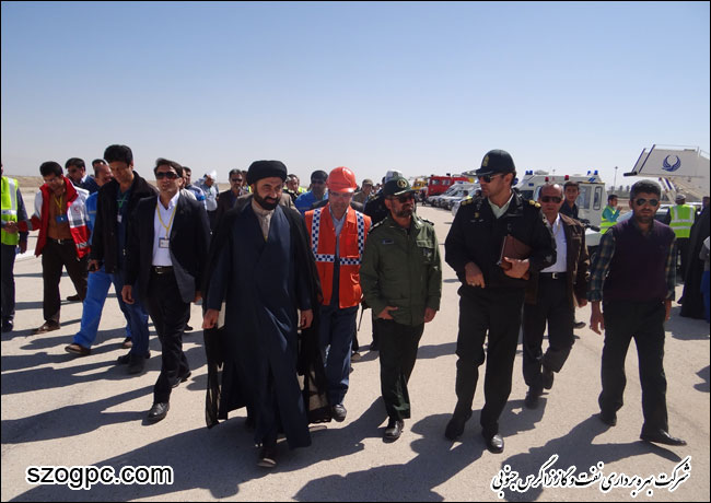 برگزاری مانور مشترک اطفاء حریق منطقه عملیاتی پارسیان و فرودگاه بین المللی شهرستان لامرد 7