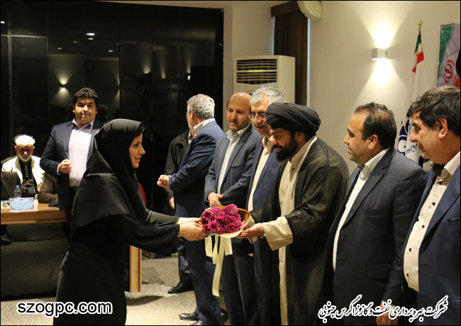مراسم تکریم خانواده های معظم شهدای شرکت بهره برداری نفت و گاز زاگرس جنوبی 4