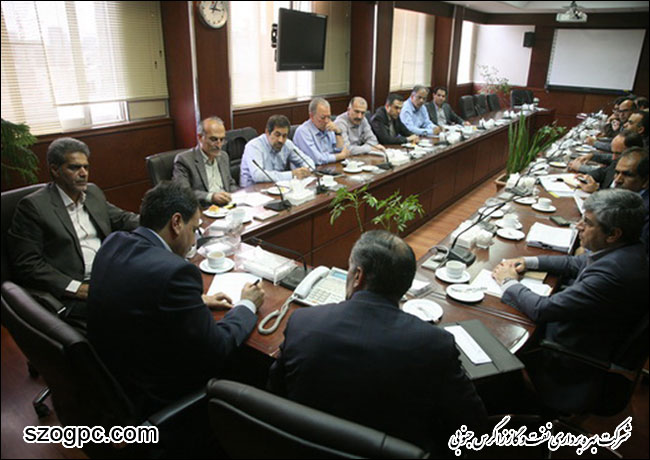 برگزاری جلسه مدیر عامل شرکت نفت مناطق مرکزی ایران با جمعی از مدیران و روسای ستادی و عملیاتی 8