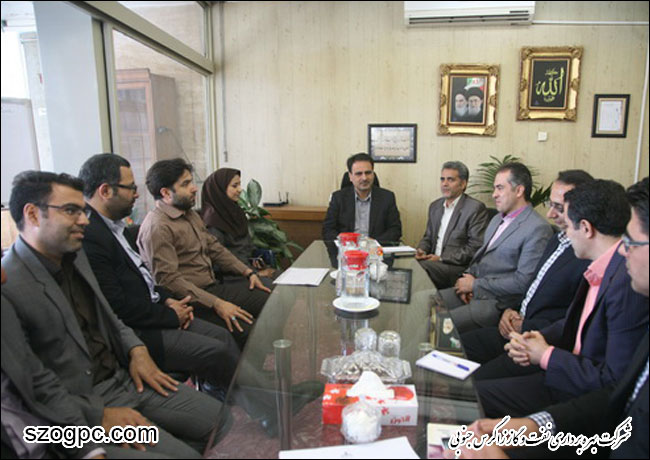 مراسم گرامیداشت روز ارتباطات و روابط عمومی که با حضور کارکنان روابط عمومی 2