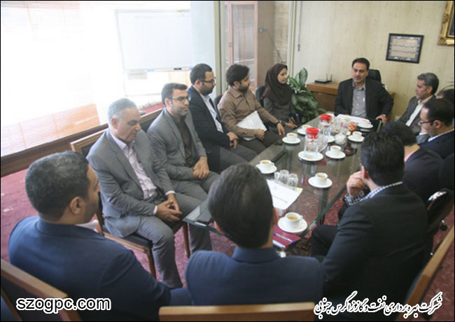 مراسم گرامیداشت روز ارتباطات و روابط عمومی که با حضور کارکنان روابط عمومی 3