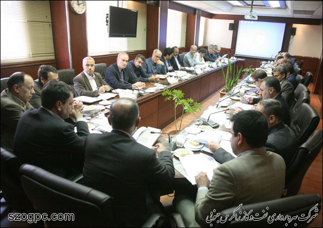 برگزاری جلسه هماهنگی مفاد تفاهمنامه فی مابین شرکت نفت مناطق مرکزی ایران و مدیریت اکتشاف 10