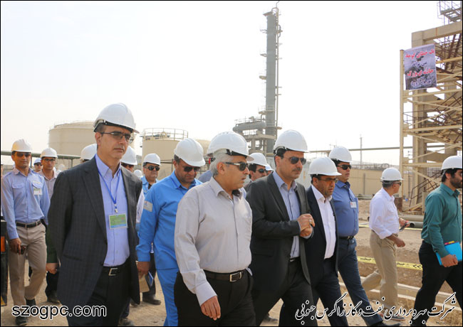 بازدید مدیر عامل شرکت نفت مناطق مرکزی ایران از پروژهای منطقه عملیاتی خشت 2
