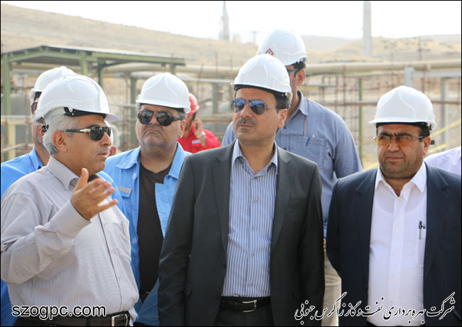 بازدید مدیر عامل شرکت نفت مناطق مرکزی ایران از پروژهای منطقه عملیاتی خشت 12
