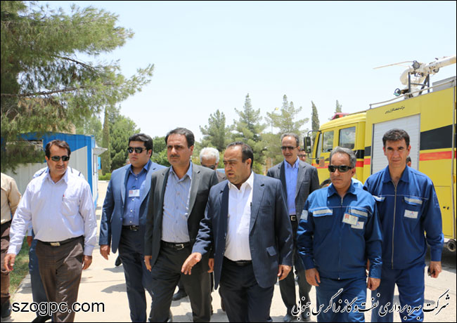 بازدید مهندس حاتمی مدیر عامل شرکت نفت مناطق مرکزی ایران از منطقه عملیاتی آغار و دالان 1
