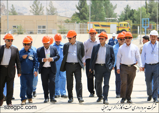 بازدید مهندس حاتمی مدیر عامل شرکت نفت مناطق مرکزی ایران از منطقه عملیاتی آغار و دالان 8