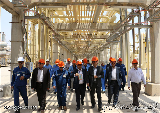 بازدید مهندس حاتمی مدیر عامل شرکت نفت مناطق مرکزی ایران از منطقه عملیاتی آغار و دالان 9