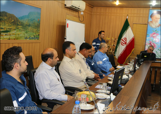 بازدید مدیر عامل شرکت بهره برداری نفت و گاز زاگرس جنوبی و بازرسان سازمان بازرسی وزارت نفت از منطقه عملیاتی آغار و دالان 10