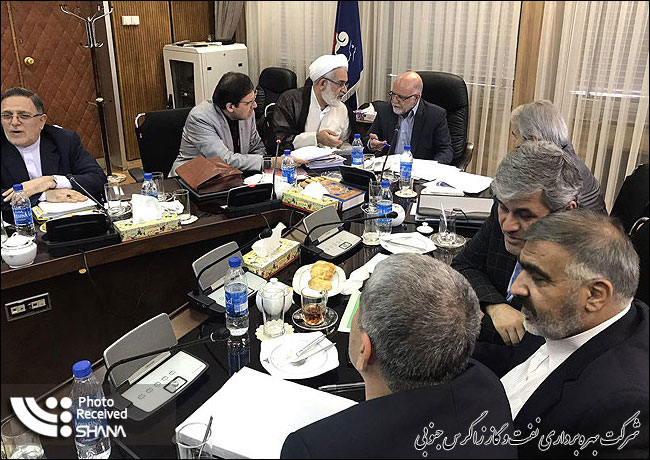 قرارداد توسعه فاز ۱۱ در جلسه هیئت عالی نظارت بر منابع نفتی 1