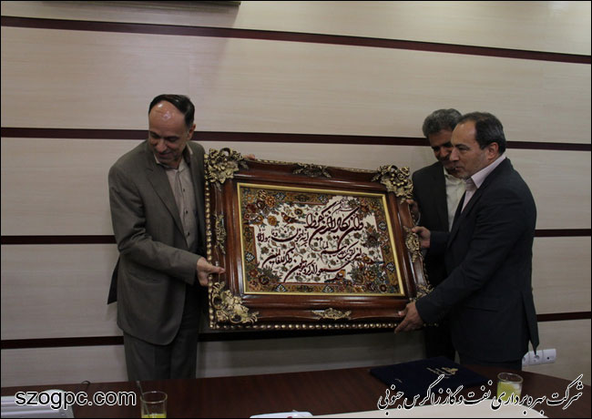 مراسم بزرگداشت سالروز بازگشت آزادگان به میهن در شرکت نفت مناطق مرکزی ایران 10