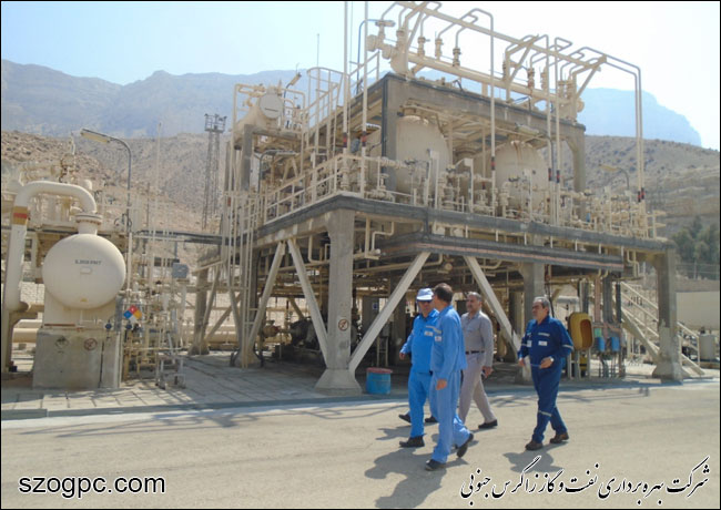 بازدید مدیر عملیات شرکت بهره برداری نفت و گاز زاگرس جنوبی از منطقه عملیاتی نار و کنگان 2
