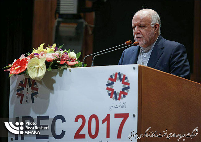 وزیر نفت خبر داد: افزایش تولید از میدان‌های نفتی با معرفی بسته ۵ میلیارد دلاری جذب سرمایه