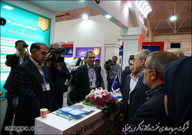 بازدید مهندس حبیب الله بیطرف معاون وزیر نفت در امور مهندسی، پژوهش و فناوری از دوازدهمین نمایشگاه بین المللی و تخصصی صنعت نفت، گاز و پتروشیمی شیراز 1