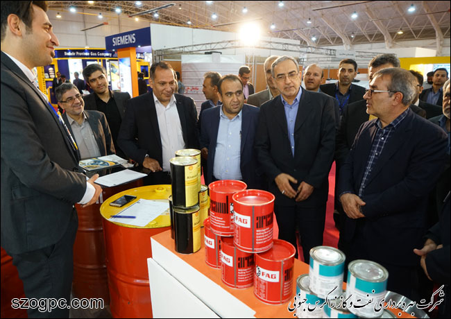 بازدید مهندس حبیب الله بیطرف معاون وزیر نفت در امور مهندسی، پژوهش و فناوری از دوازدهمین نمایشگاه بین المللی و تخصصی صنعت نفت، گاز و پتروشیمی شیراز 10