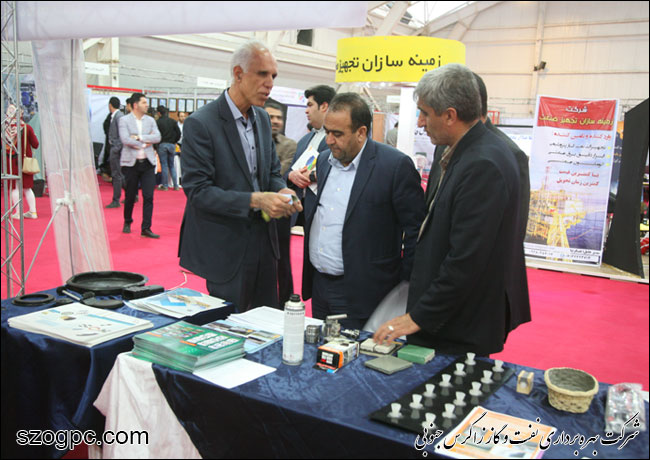 بازدید مدیرعامل شرکت بهره برداری نفت و گاز زاگرس جنوبی از دوازدهمین نمایشگاه بین المللی و تخصصی صنعت نفت ، گاز و پتروشیمی شیراز 5
