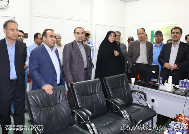 به منظور بررسی شرایط و اطمینان از آمادگی جهت تامین گاز زمستانی ، مدیر عامل شرکت نفت مناطق مرکزی ایران از منطقه عملیاتی نار و کنگان زاگرس جنوبی بازدید کرد 9