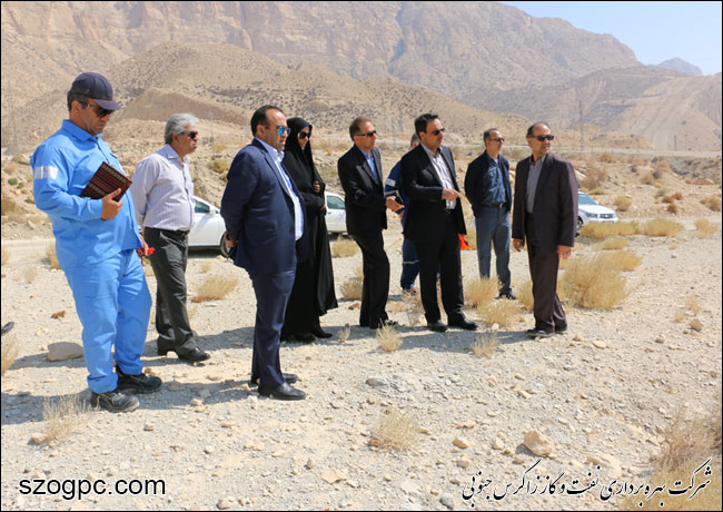 به منظور بررسی شرایط و اطمینان از آمادگی جهت تامین گاز زمستانی ، مدیر عامل شرکت نفت مناطق مرکزی ایران از منطقه عملیاتی نار و کنگان زاگرس جنوبی بازدید کرد 11