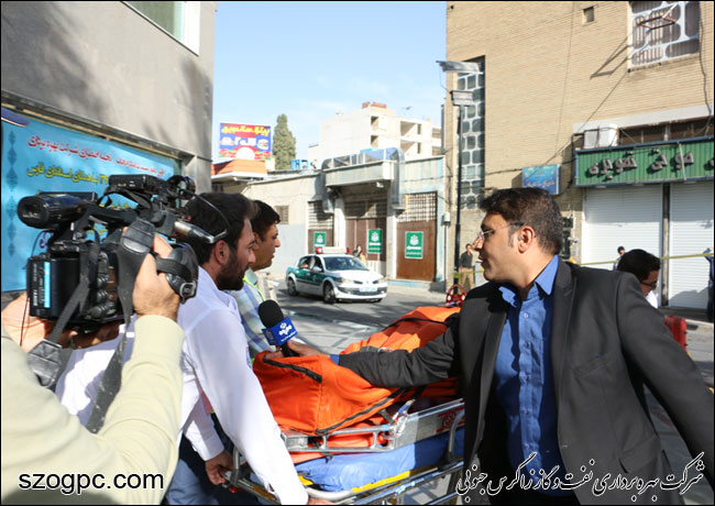 با همکاری کمیته مدیریت بحران و پدافند غیر عامل استان فارس و سازمان های همکار این کمیته ، اولین مانور مشترک امداد - نجات و تخلیه اضطراری با استفاده از شوت نجات 16