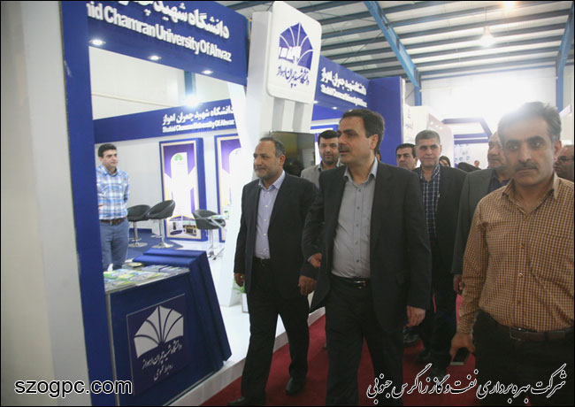 بازدید مهندس حاتمی از نهمین نمایشگاه تخصصی ساخت داخل تجهیزات صنعت نفت خوزستان 6