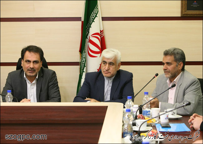 نشست صمیمی مدیرعامل با فرزندان شاهد شاغل در شرکت نفت مناطق مرکزی ایران 7
