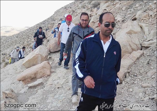 صعود کوهنوردان منطقه عملیاتی پارسیان به ارتفاعات تابناک 4