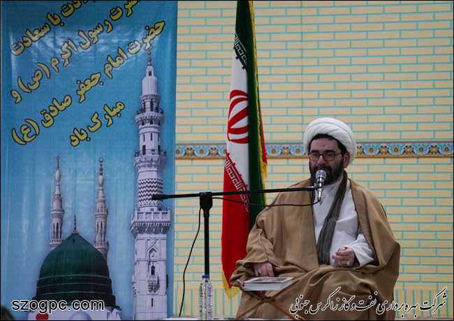 جشن میلاد رسول اکرم(ص) در شرکت بهره برداری نفت و گاز زاگرس جنوبی 6