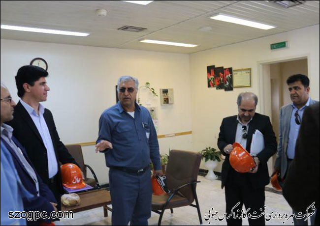 بازدید رئیس روابط کار و مددکاری اجتماعی شرکت ملی نفت از منطقه عملیاتی پارسیان 5