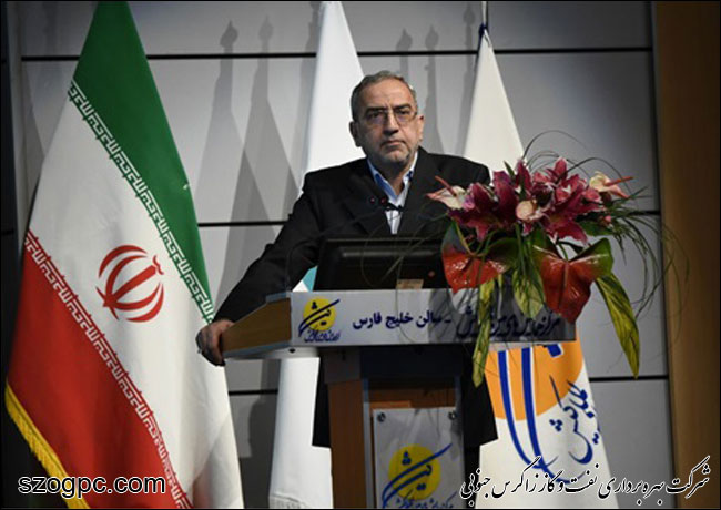 معاون مهندسی، پژوهش و فناوری وزیر نفت خبر داد: نخستین گواهینامه کیفیت تجهیزات صنعت نفت برای ۲ شرکت سازنده صادر شد